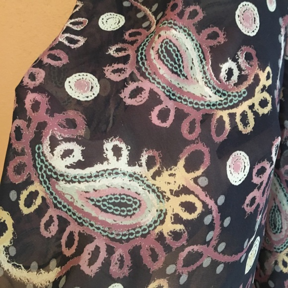 Flowy Spaghetti Strap Top - Picture 4 of 5